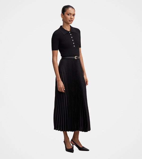 فوريفر نيو  فساتين حفلة - أسود Midi Dresses