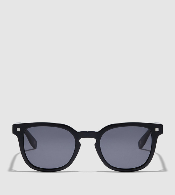 30 سندايز  مربعة - أسود Square Sunglasses
