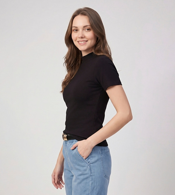 أر آند بي  توبات كاجوال  - أسود Casual Tops