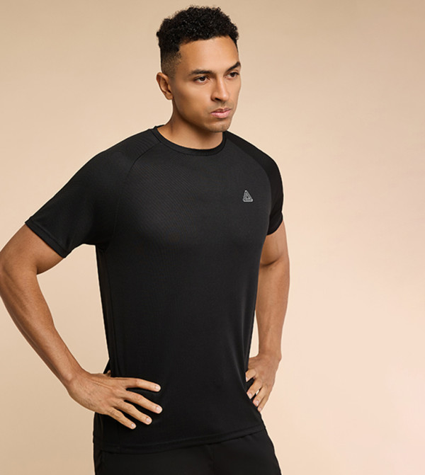 أر آند بي  تيشيرتات وفانيلات  - أسود T-Shirts & Vests
