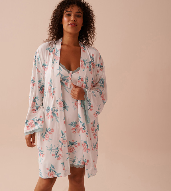 La Vie en Rose  - White Night Robes & Kimonos