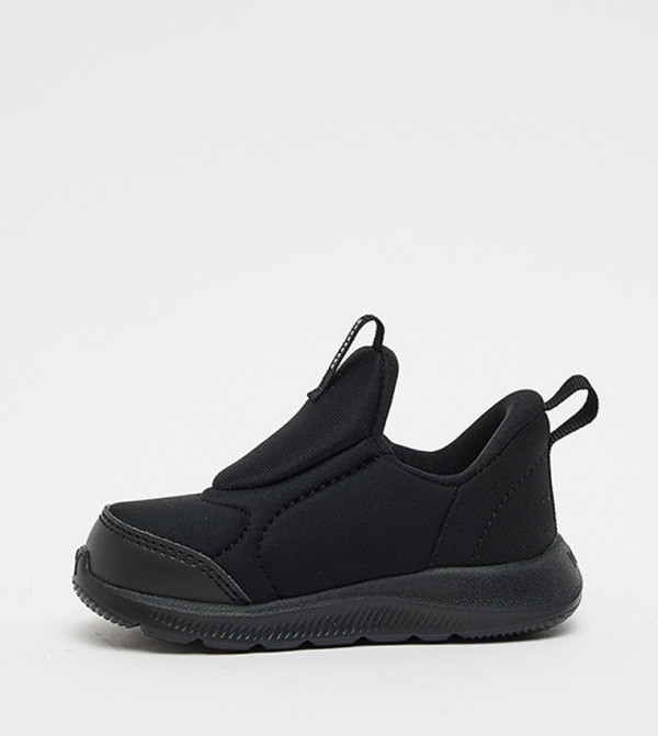 Puma  Footwear - BLACK Casual Slip-On's