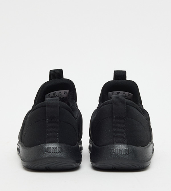 Puma  Footwear - BLACK Casual Slip-On's