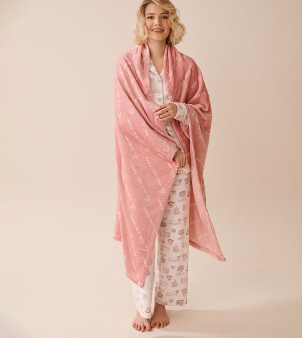 La Vie en Rose Bedding - Pink Blankets & Throws