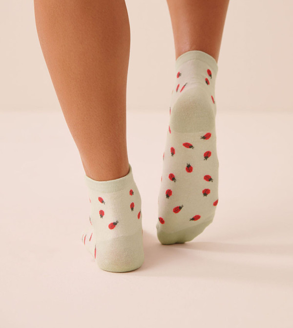 لافي ان روز  جوارب للكاحل  - أوف وايت  Ankle Length Socks