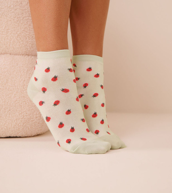 لافي ان روز  جوارب للكاحل  - أوف وايت  Ankle Length Socks