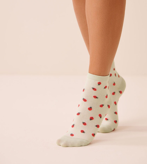 لافي ان روز  جوارب للكاحل  - أوف وايت  Ankle Length Socks