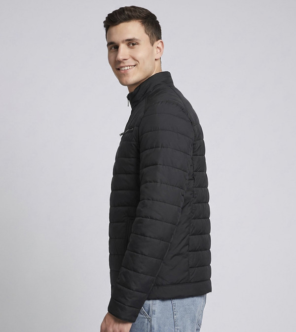 أر آند بي  جاكيتات منفوخة  - أسود Puffer Jackets