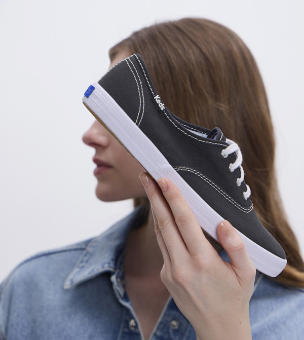 Keds Keds - BLACK Low Top