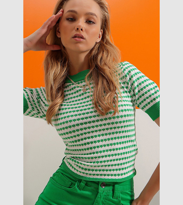 Trend Alaçatı Stili - Outlet Trend Alaçatı Stili - Green Casual Tops