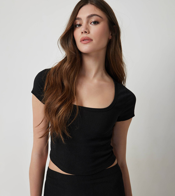 Ardene  Cropped Tops - Black Tops & Blouses