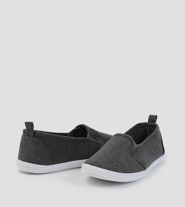 اردين  Slip-Ons - رمادي سهل الارتداء