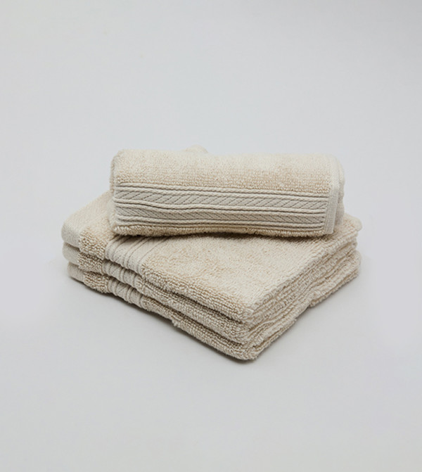 R&B Bath & Bedding - Beige Short Sleeve T-Shirts