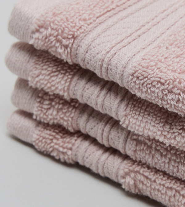 R&B Bath & Bedding - Pink Short Sleeve T-Shirts