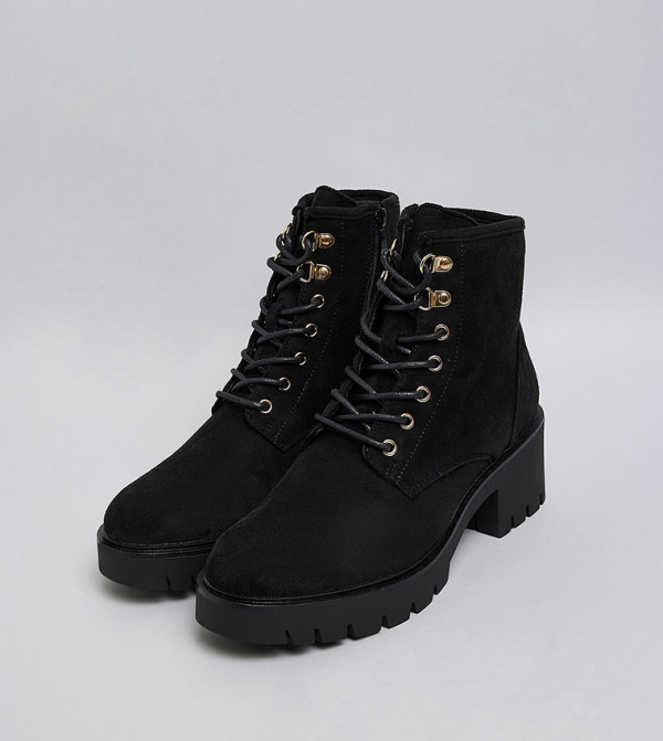R&B  - Black Ankle length Boots