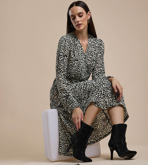 R&B  - Black Ankle length Boots