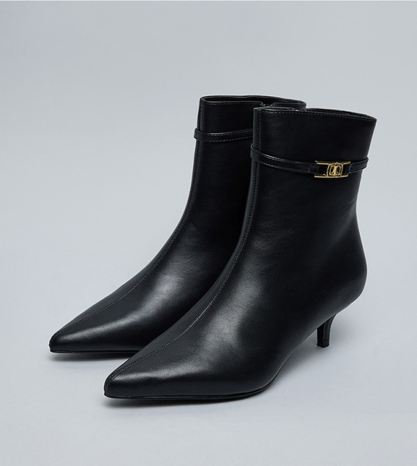 R&B  - Black Ankle length Boots