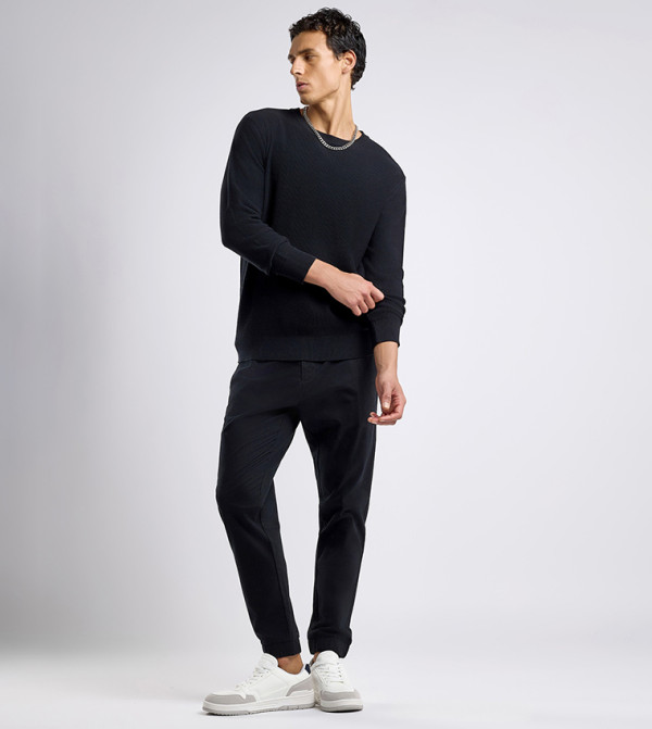أر آند بي  سترات و كارديغانات  - أسود Round Neck Sweaters