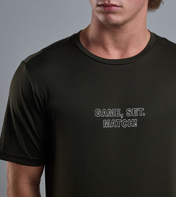 أر آند بي  ملابس رياضة - زيتي  T-Shirts & Vests