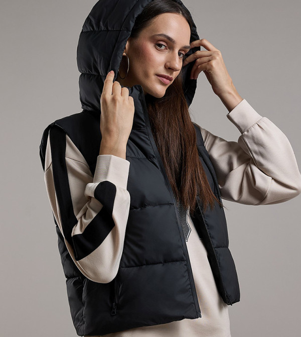 R&B  Puffer & Quilted Jackets - Black Puffer & Quilted Jackets