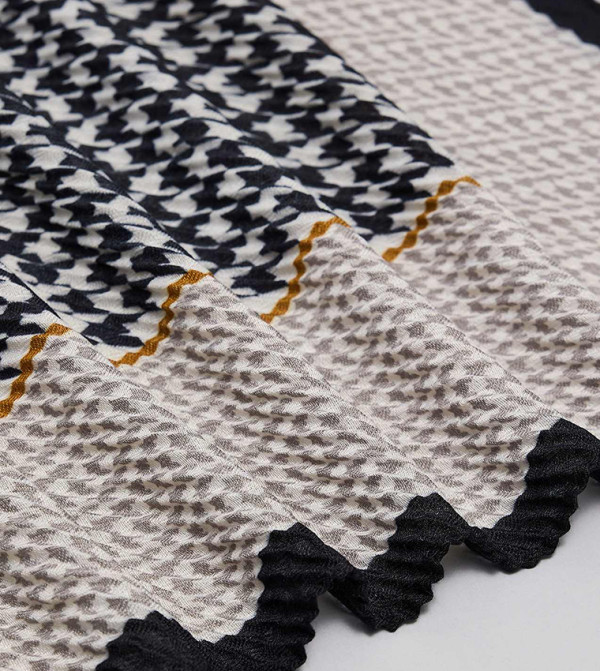 R&B  Blanket Scarves - Black Blanket Scarves