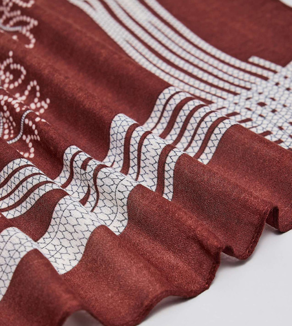 أر آند بي  لفحات - بني محمر  Blanket Scarves
