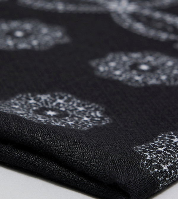 R&B  Blanket Scarves - Black Blanket Scarves