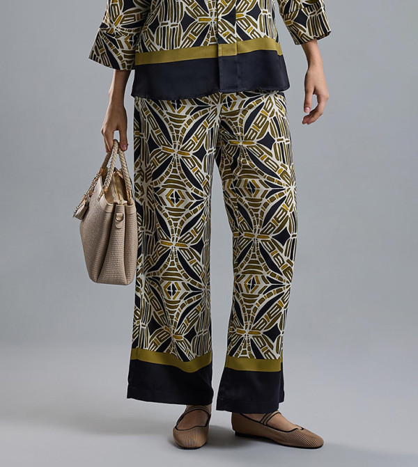 أر آند بي  - أخضر بنطال كاجوال