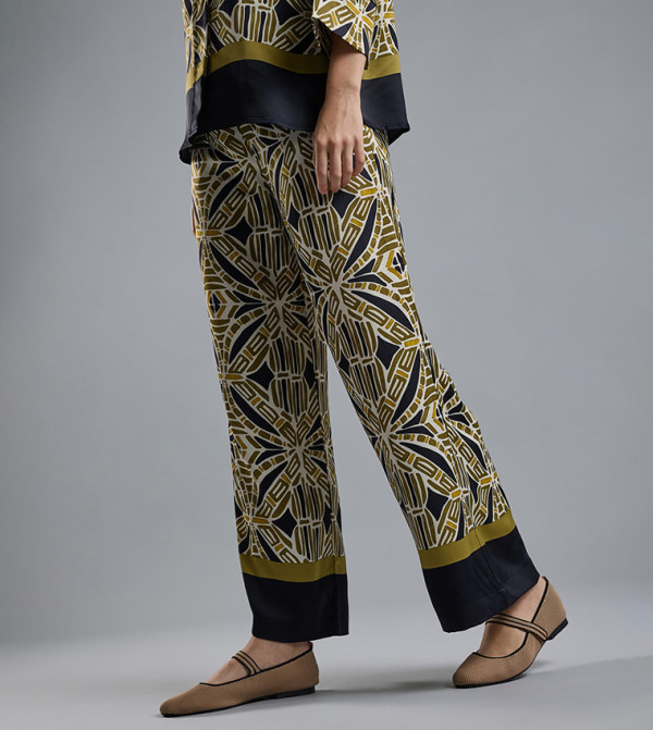 أر آند بي  - أخضر بنطال كاجوال