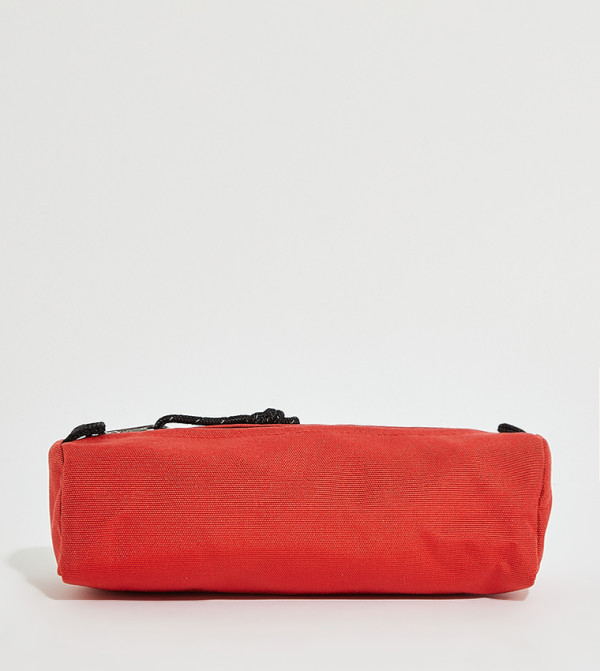 إيست باك كيبلينج - أحمر  حقائب الأقلام