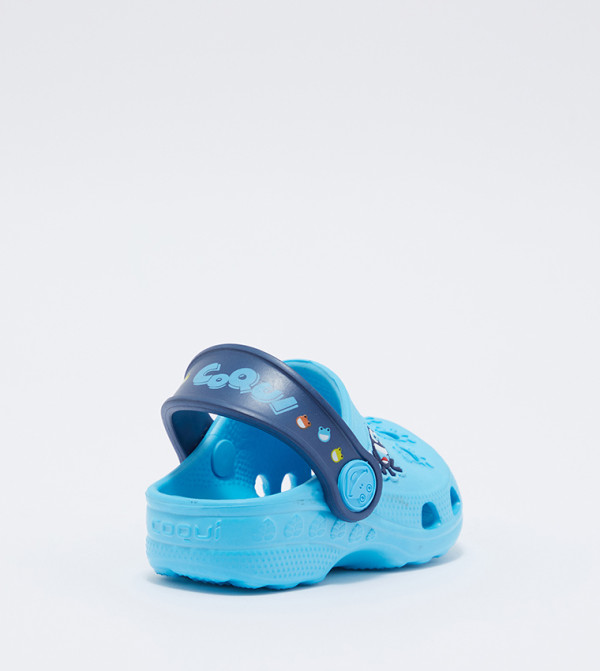 Coqui @ CCC CCC - Blue clogs