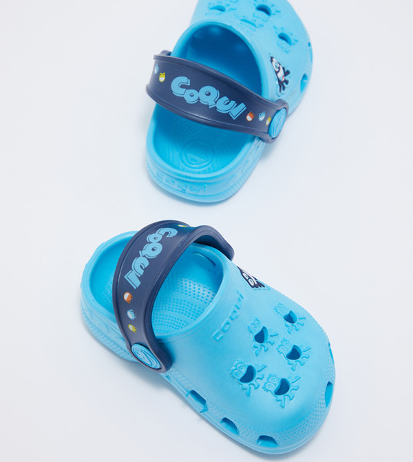 Coqui @ CCC CCC - Blue clogs