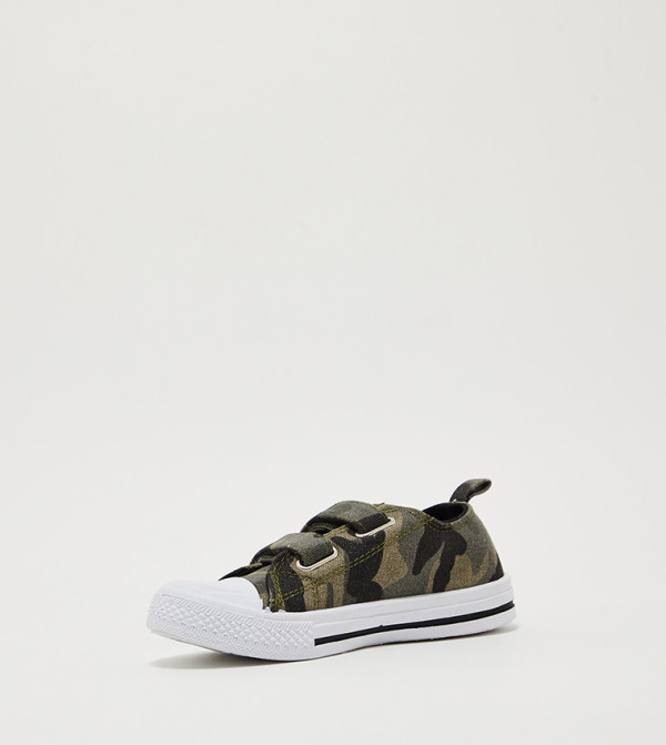 Action Boy @ CCC CCC - Khaki Low Top
