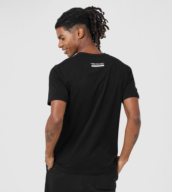 F5  - Black Casual T-Shirts