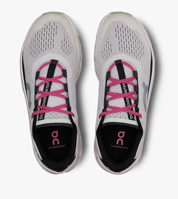 ON On - Beige Running Shoes