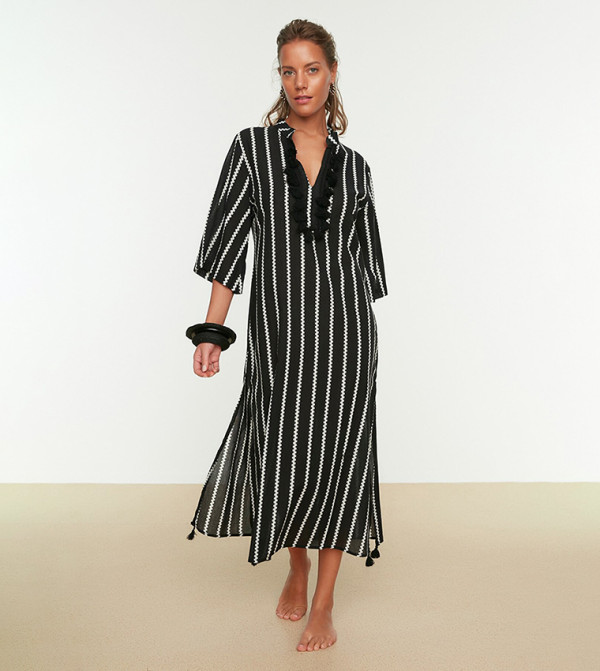 Trendyol Trendyol - Black Robes & Kimonos