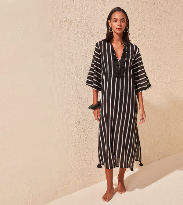 Trendyol Trendyol - Black Robes & Kimonos