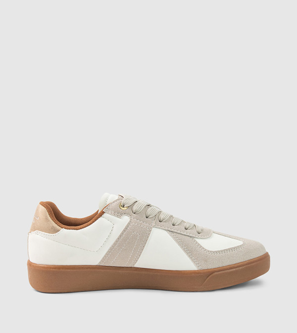 بيفرلي هيلز بولو كلوب بيفرلي هيلز بولو كلوب - بيج أحذية برقبة منخفضة 