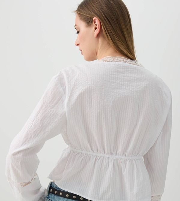 اردين  romance-lace-edits - أبيض Cropped Tops