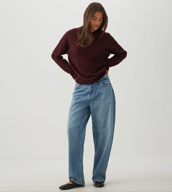اردين  سترات و كارديغانات - بورغندي Round Neck Sweaters
