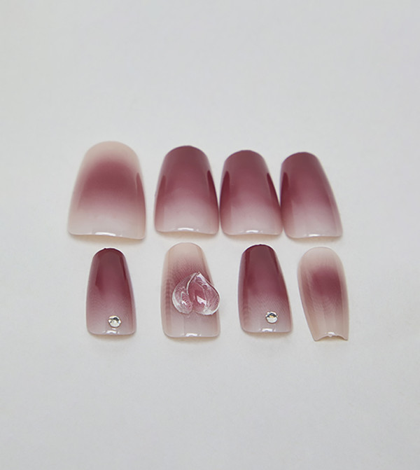 R&B  Nails - Red Nail Accessories