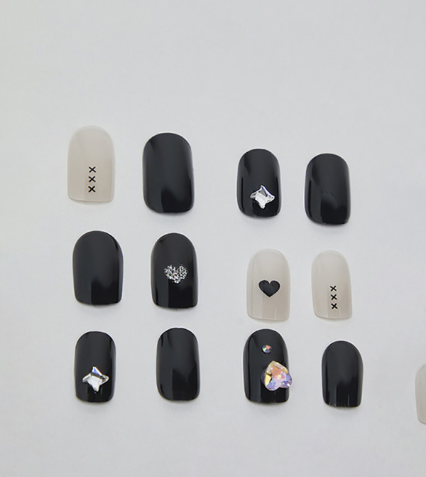 R&B  Nails - BLACK Nail Accessories
