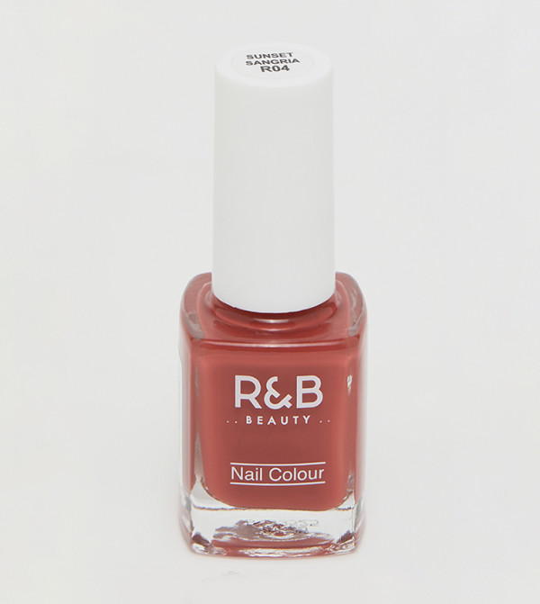 R&B  Nails - Red Nail Polish