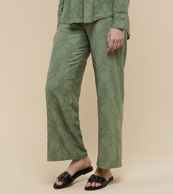 R&B R&B - Black Flat Sandals