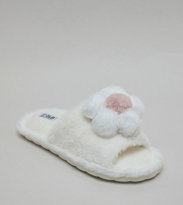 أر آند بي شباشب - عاجي Bedroom Slippers