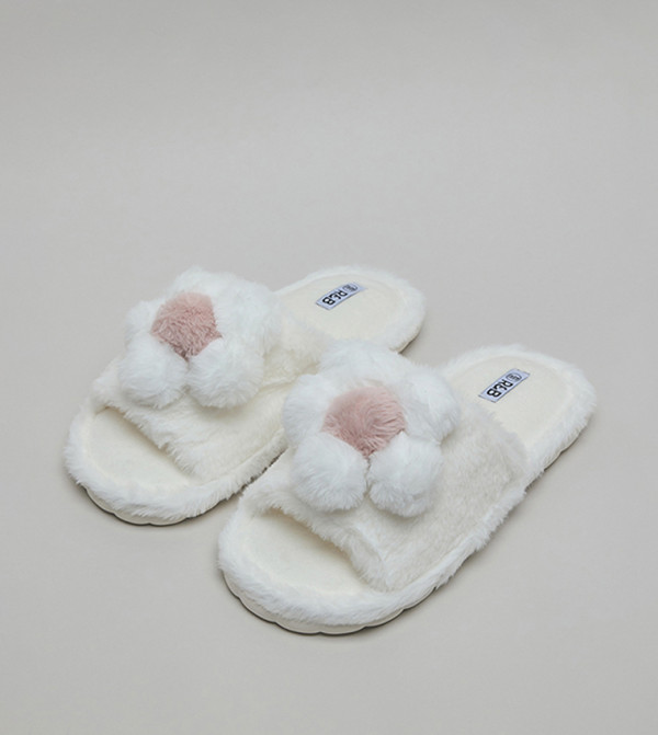 أر آند بي شباشب - عاجي Bedroom Slippers