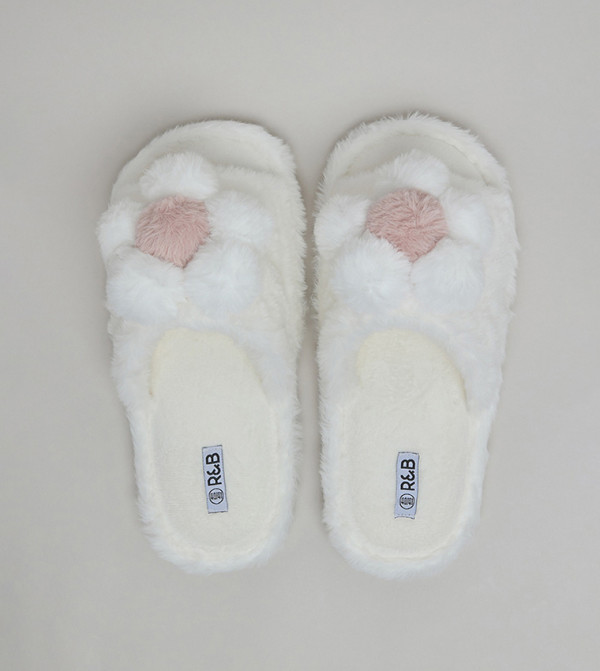 أر آند بي شباشب - عاجي Bedroom Slippers