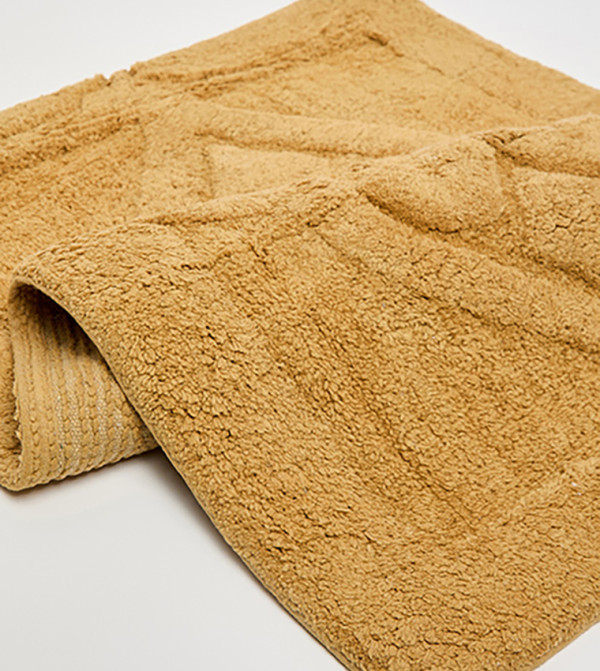 R&B Bathmats & Curtains - Mustard Ballerina