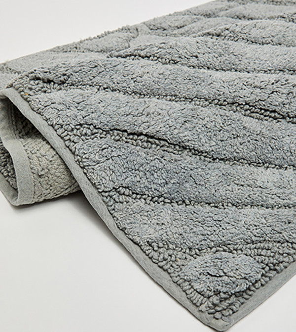 R&B  Bathmats & Curtains - Grey Ballerina