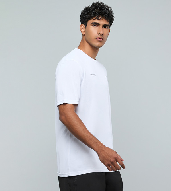 R&B V-Neck T-Shirts - White V-Neck T-Shirts